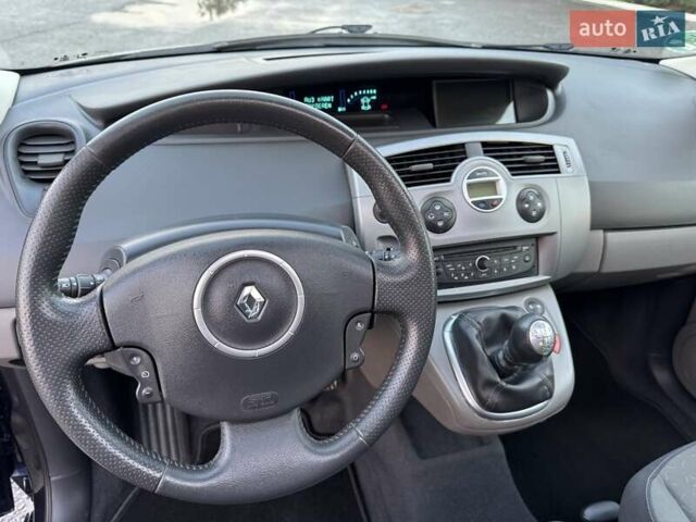 Синій Рено Сценік, об'ємом двигуна 1.6 л та пробігом 204 тис. км за 5650 $, фото 44 на Automoto.ua