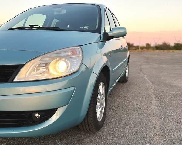 Синий Рено Сценик, объемом двигателя 0 л и пробегом 215 тыс. км за 6200 $, фото 8 на Automoto.ua