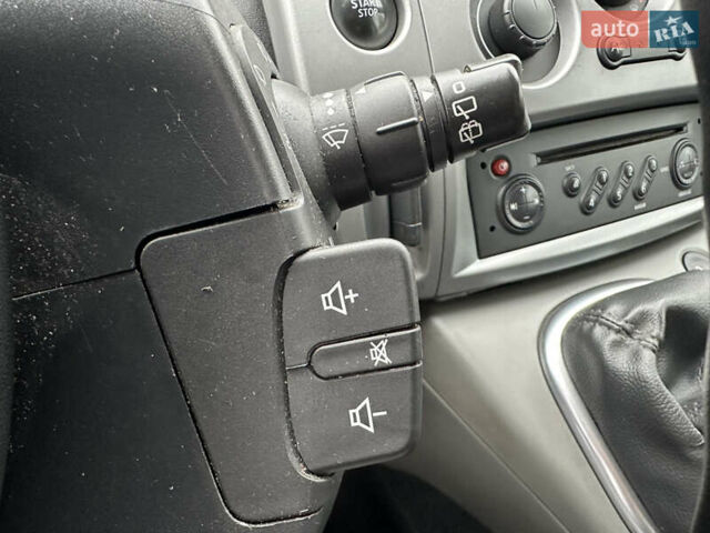 Синий Рено Сценик, объемом двигателя 1.6 л и пробегом 214 тыс. км за 6800 $, фото 39 на Automoto.ua