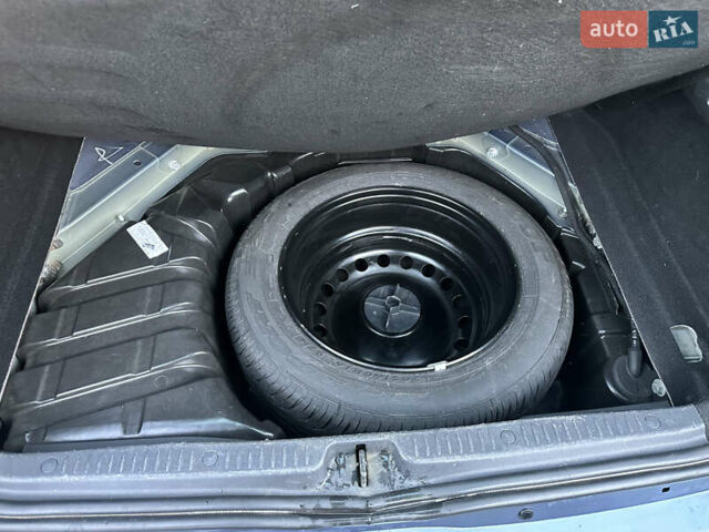 Синий Рено Сценик, объемом двигателя 2 л и пробегом 245 тыс. км за 5900 $, фото 31 на Automoto.ua