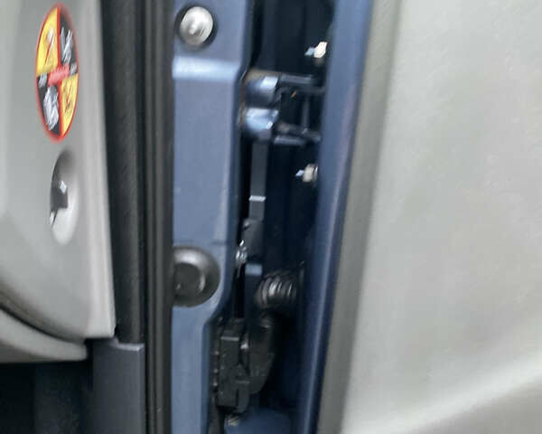 Синій Рено Сценік, об'ємом двигуна 1.6 л та пробігом 191 тис. км за 6000 $, фото 27 на Automoto.ua