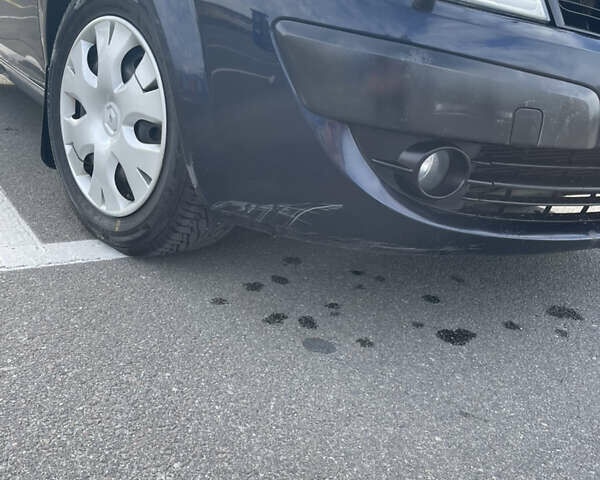 Рено Сценик 2008 в Каменце-Подольском на Automoto.ua Синий Рено Сценик, объемом двигателя 1.6 л и пробегом 273 тыс. км за 4200 $, фото 12 на Automoto.ua