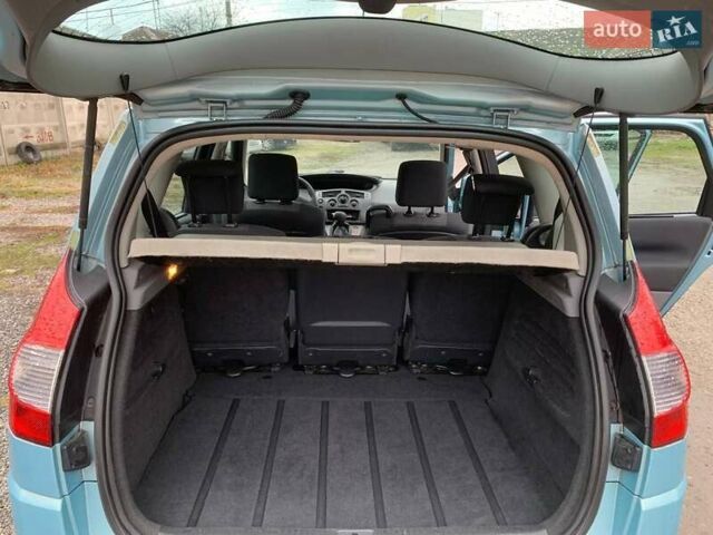 Синий Рено Сценик, объемом двигателя 1.6 л и пробегом 163 тыс. км за 6800 $, фото 40 на Automoto.ua