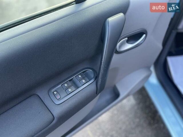 Синій Рено Сценік, об'ємом двигуна 1.6 л та пробігом 117 тис. км за 5900 $, фото 8 на Automoto.ua
