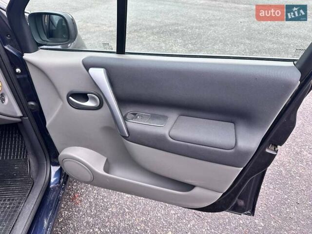 Синій Рено Сценік, об'ємом двигуна 1.6 л та пробігом 225 тис. км за 5550 $, фото 15 на Automoto.ua