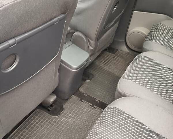 Синий Рено Сценик, объемом двигателя 1.5 л и пробегом 280 тыс. км за 5400 $, фото 7 на Automoto.ua