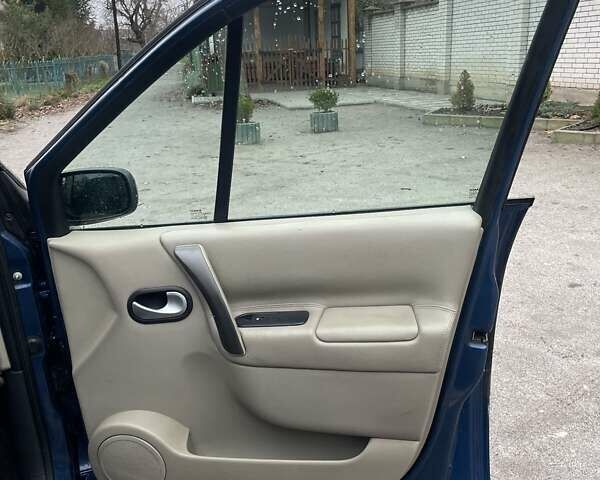 Синій Рено Сценік, об'ємом двигуна 1.5 л та пробігом 303 тис. км за 5300 $, фото 8 на Automoto.ua