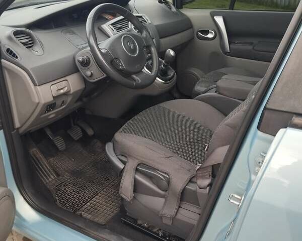 Синий Рено Сценик, объемом двигателя 1.5 л и пробегом 280 тыс. км за 5400 $, фото 5 на Automoto.ua