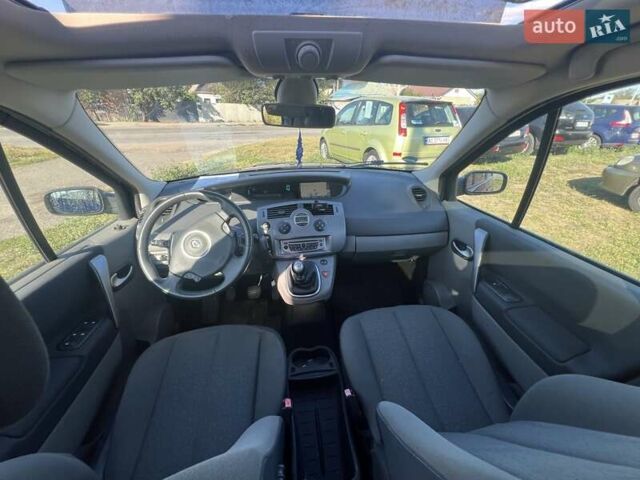 Синий Рено Сценик, объемом двигателя 1.6 л и пробегом 179 тыс. км за 5850 $, фото 16 на Automoto.ua