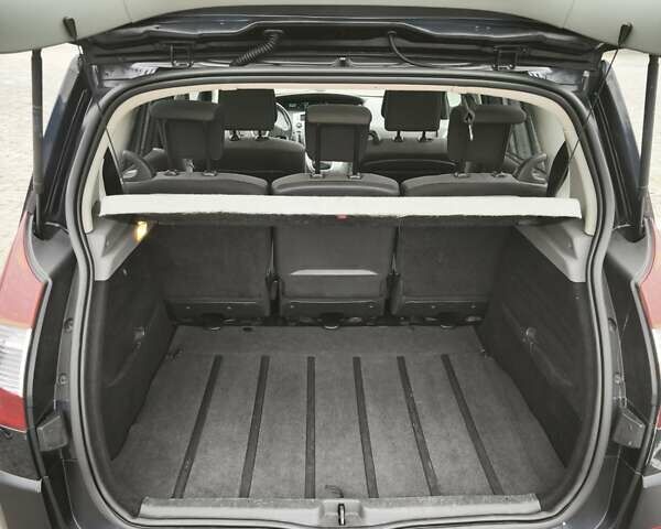 Синий Рено Сценик, объемом двигателя 1.6 л и пробегом 216 тыс. км за 5400 $, фото 15 на Automoto.ua