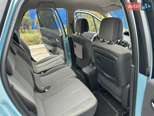 Синий Рено Сценик, объемом двигателя 1.6 л и пробегом 214 тыс. км за 6800 $, фото 22 на Automoto.ua