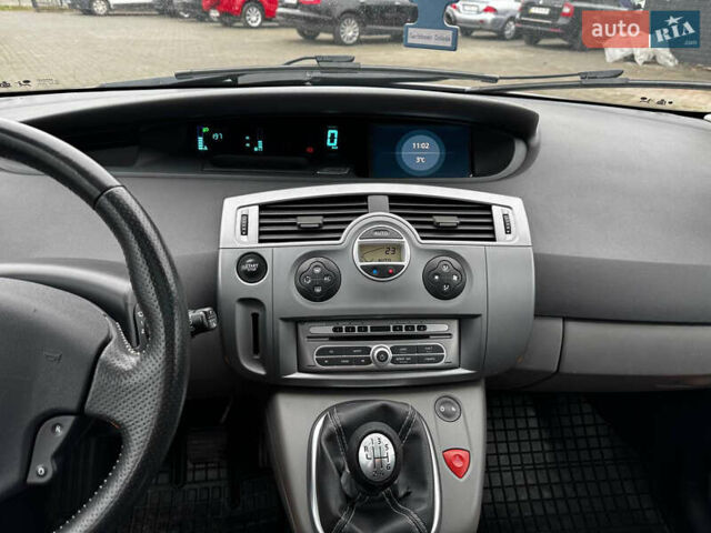 Синий Рено Сценик, объемом двигателя 1.6 л и пробегом 197 тыс. км за 6300 $, фото 10 на Automoto.ua