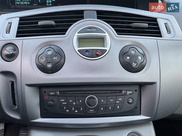 Синій Рено Сценік, об'ємом двигуна 1.6 л та пробігом 204 тис. км за 5650 $, фото 46 на Automoto.ua