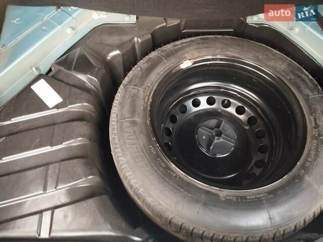 Синий Рено Сценик, объемом двигателя 1.5 л и пробегом 280 тыс. км за 5400 $, фото 16 на Automoto.ua