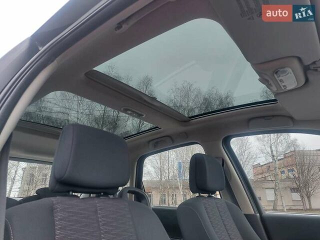 Синий Рено Сценик, объемом двигателя 1.6 л и пробегом 203 тыс. км за 6200 $, фото 14 на Automoto.ua