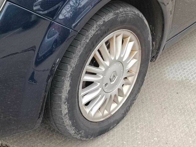 Синий Рено Сценик, объемом двигателя 2 л и пробегом 328 тыс. км за 6190 $, фото 5 на Automoto.ua