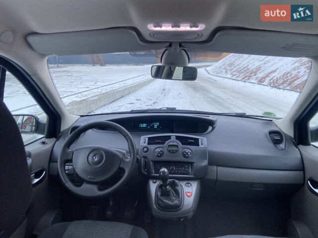 Синий Рено Сценик, объемом двигателя 1.6 л и пробегом 171 тыс. км за 6700 $, фото 6 на Automoto.ua