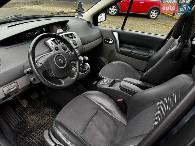 Синий Рено Сценик, объемом двигателя 1.6 л и пробегом 197 тыс. км за 6300 $, фото 7 на Automoto.ua