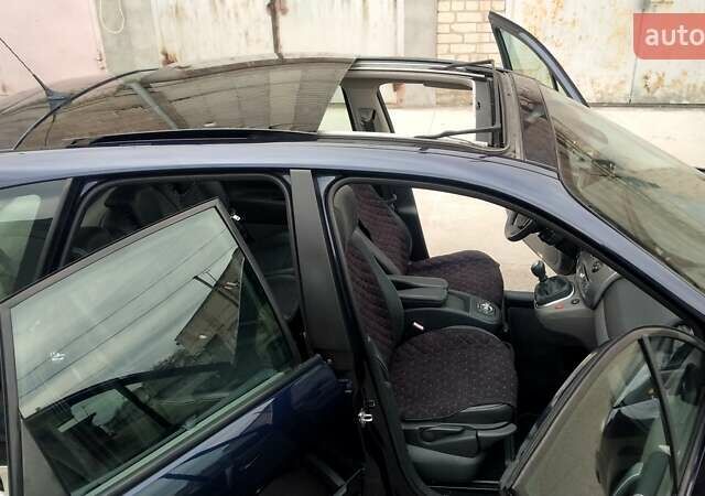 Синій Рено Сценік, об'ємом двигуна 1.6 л та пробігом 187 тис. км за 5999 $, фото 16 на Automoto.ua