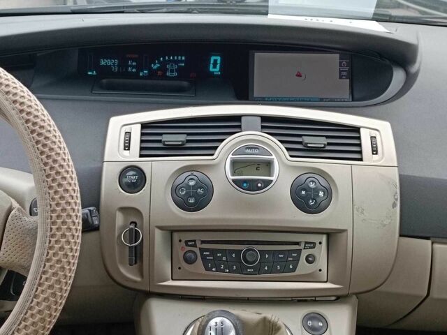 Синий Рено Сценик, объемом двигателя 2 л и пробегом 328 тыс. км за 6190 $, фото 16 на Automoto.ua