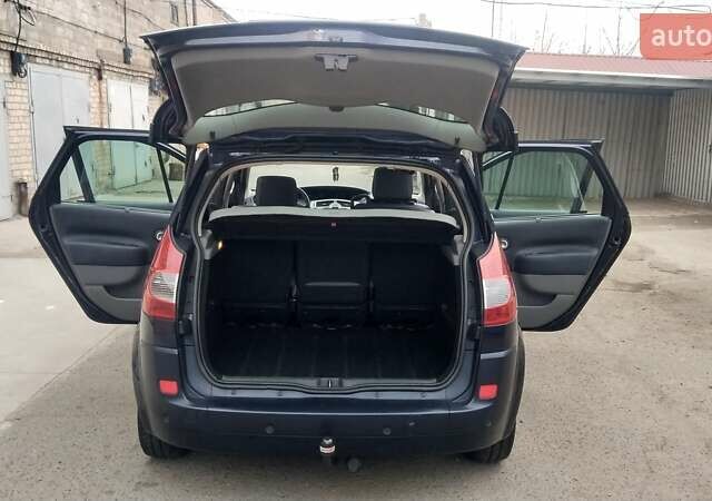 Синій Рено Сценік, об'ємом двигуна 1.6 л та пробігом 187 тис. км за 5999 $, фото 7 на Automoto.ua