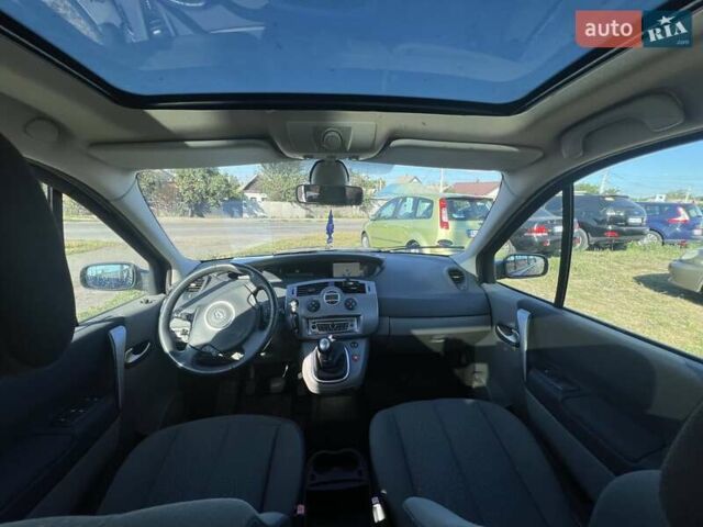 Синий Рено Сценик, объемом двигателя 1.6 л и пробегом 179 тыс. км за 5850 $, фото 17 на Automoto.ua