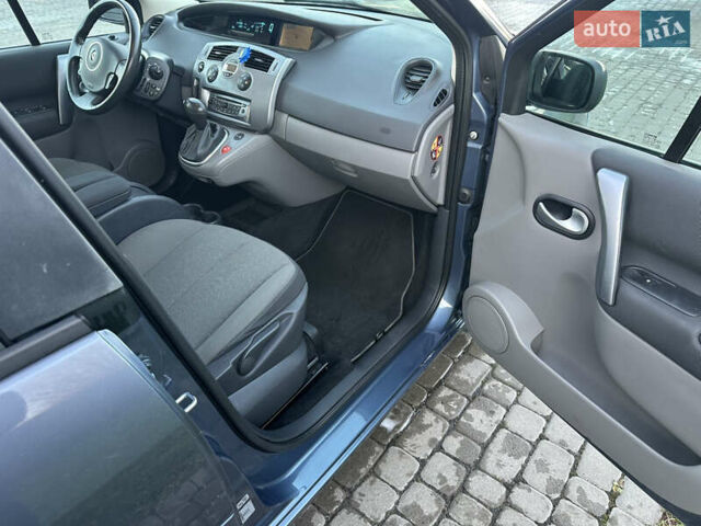 Синий Рено Сценик, объемом двигателя 2 л и пробегом 245 тыс. км за 5900 $, фото 22 на Automoto.ua