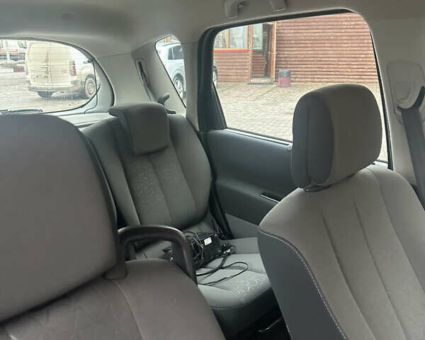 Синий Рено Сценик, объемом двигателя 1.6 л и пробегом 208 тыс. км за 5777 $, фото 7 на Automoto.ua