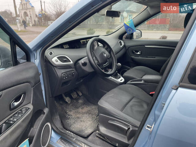 Синий Рено Сценик, объемом двигателя 1.4 л и пробегом 343 тыс. км за 5700 $, фото 18 на Automoto.ua