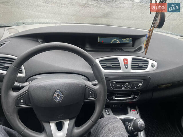Синій Рено Сценік, об'ємом двигуна 1.9 л та пробігом 287 тис. км за 6700 $, фото 21 на Automoto.ua