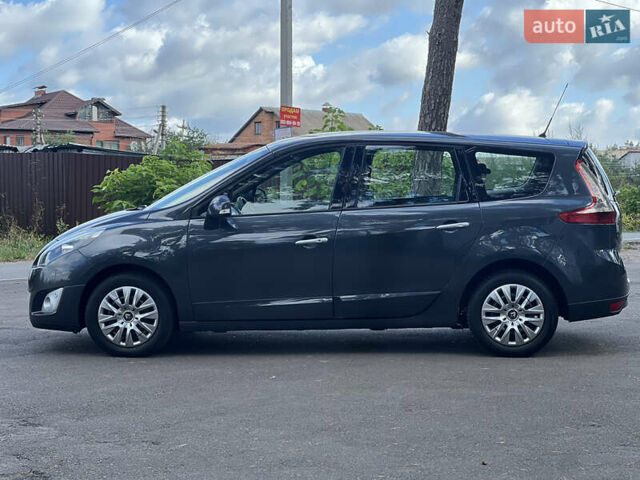 Синий Рено Сценик, объемом двигателя 1.9 л и пробегом 218 тыс. км за 7600 $, фото 12 на Automoto.ua