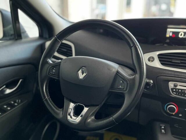 Синий Рено Сценик, объемом двигателя 1.6 л и пробегом 104 тыс. км за 7000 $, фото 19 на Automoto.ua