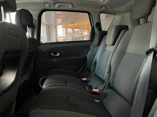 Синий Рено Сценик, объемом двигателя 1.6 л и пробегом 104 тыс. км за 7000 $, фото 10 на Automoto.ua