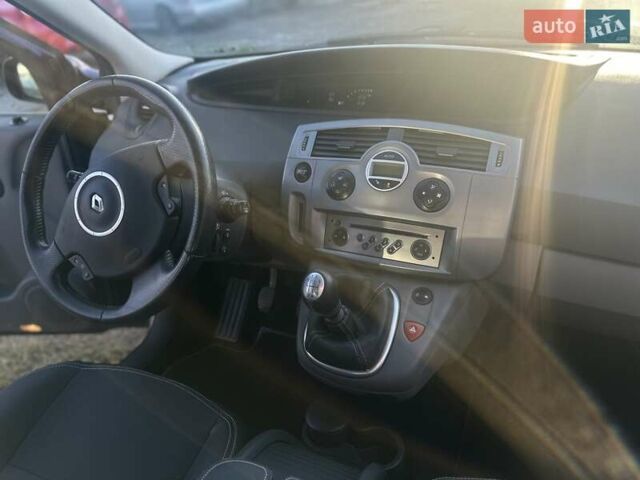 Синій Рено Сценік, об'ємом двигуна 1.6 л та пробігом 250 тис. км за 5500 $, фото 12 на Automoto.ua