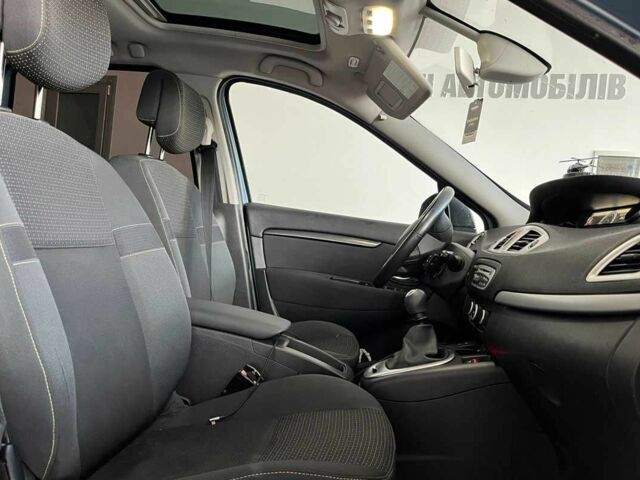 Синий Рено Сценик, объемом двигателя 1.6 л и пробегом 104 тыс. км за 7000 $, фото 9 на Automoto.ua