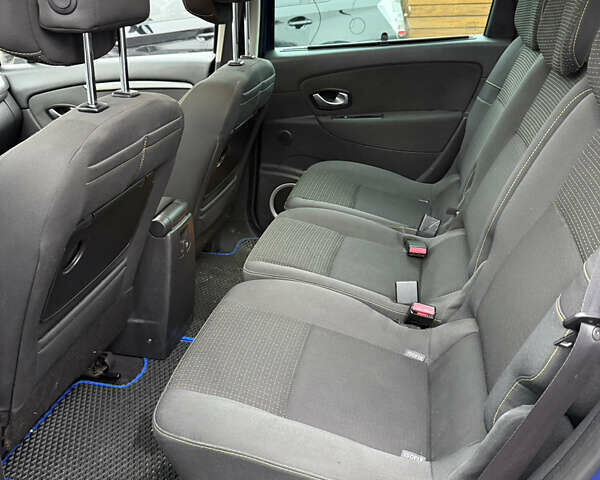 Синій Рено Сценік, об'ємом двигуна 1.5 л та пробігом 209 тис. км за 7499 $, фото 11 на Automoto.ua