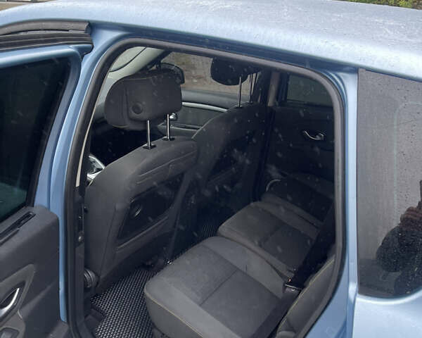 Синій Рено Сценік, об'ємом двигуна 1.9 л та пробігом 287 тис. км за 6700 $, фото 18 на Automoto.ua