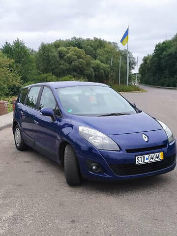 Синій Рено Сценік, об'ємом двигуна 1.6 л та пробігом 250 тис. км за 6200 $, фото 1 на Automoto.ua