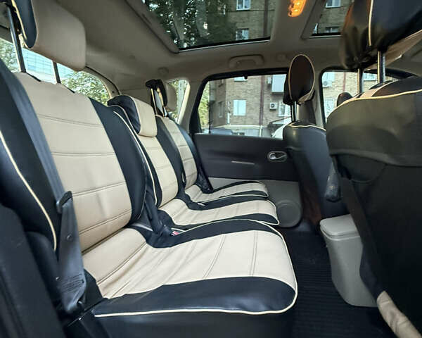 Синий Рено Сценик, объемом двигателя 1.5 л и пробегом 290 тыс. км за 5200 $, фото 11 на Automoto.ua