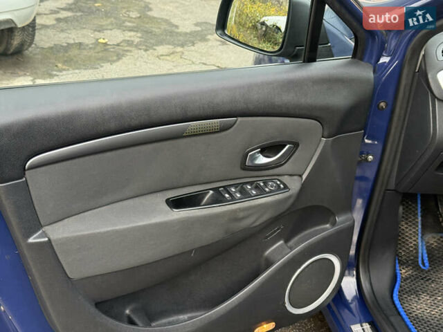 Синій Рено Сценік, об'ємом двигуна 1.5 л та пробігом 209 тис. км за 7600 $, фото 12 на Automoto.ua