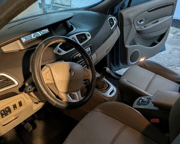 Синій Рено Сценік, об'ємом двигуна 1.46 л та пробігом 309 тис. км за 6500 $, фото 7 на Automoto.ua