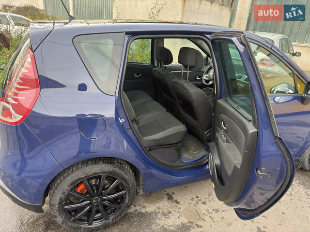 Синій Рено Сценік, об'ємом двигуна 1.5 л та пробігом 209 тис. км за 7600 $, фото 9 на Automoto.ua