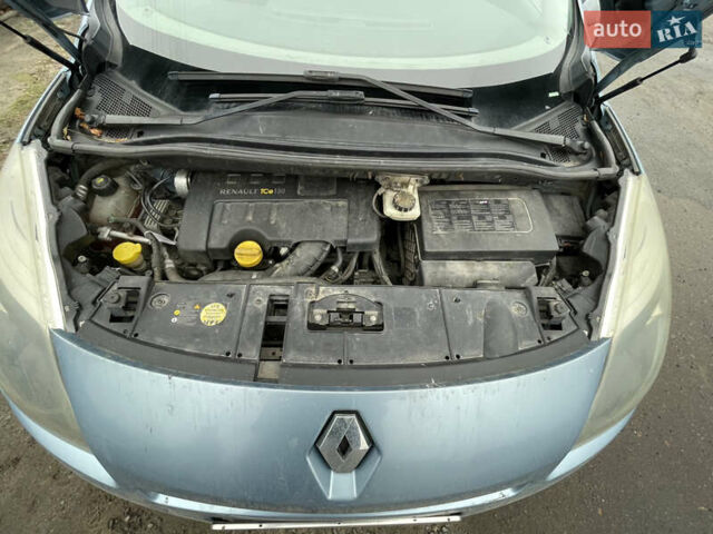 Синий Рено Сценик, объемом двигателя 1.4 л и пробегом 343 тыс. км за 5700 $, фото 9 на Automoto.ua
