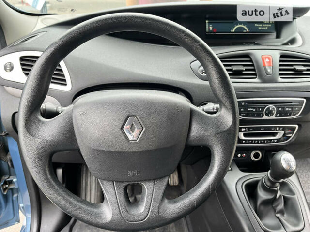 Синий Рено Сценик, объемом двигателя 1.4 л и пробегом 161 тыс. км за 6200 $, фото 12 на Automoto.ua