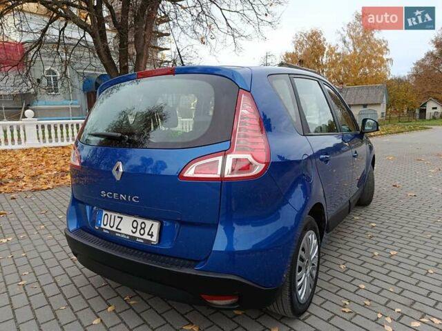Рено Сценик 2010 в Радивилове на Automoto.ua Синий Рено Сценик, объемом двигателя 1.6 л и пробегом 137 тыс. км за 6900 $, фото 16 на Automoto.ua