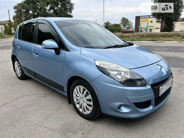 Синий Рено Сценик, объемом двигателя 1.4 л и пробегом 161 тыс. км за 6200 $, фото 1 на Automoto.ua