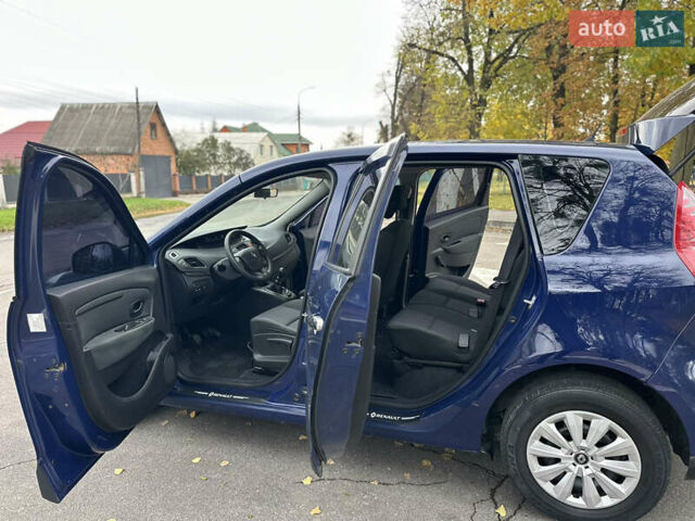 Синий Рено Сценик, объемом двигателя 1.5 л и пробегом 260 тыс. км за 5999 $, фото 54 на Automoto.ua