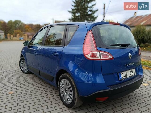 Рено Сценик 2010 в Радивилове на Automoto.ua Синий Рено Сценик, объемом двигателя 1.6 л и пробегом 137 тыс. км за 6900 $, фото 52 на Automoto.ua