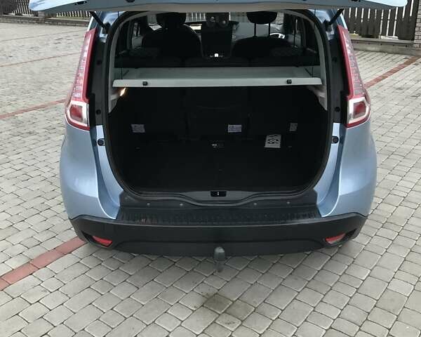 Синий Рено Сценик, объемом двигателя 2 л и пробегом 240 тыс. км за 7200 $, фото 5 на Automoto.ua