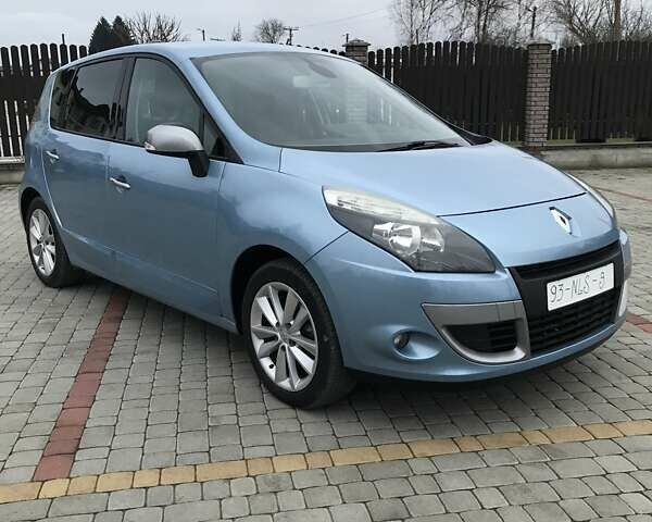 Синий Рено Сценик, объемом двигателя 2 л и пробегом 240 тыс. км за 7200 $, фото 2 на Automoto.ua